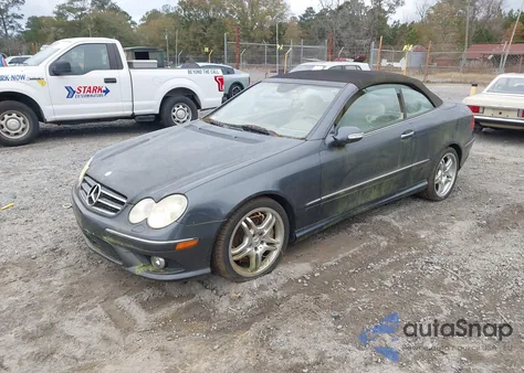 2009 Mercedes-Benz Clk 550 from USA, damaged, VIN WDBTK72G19T101553
